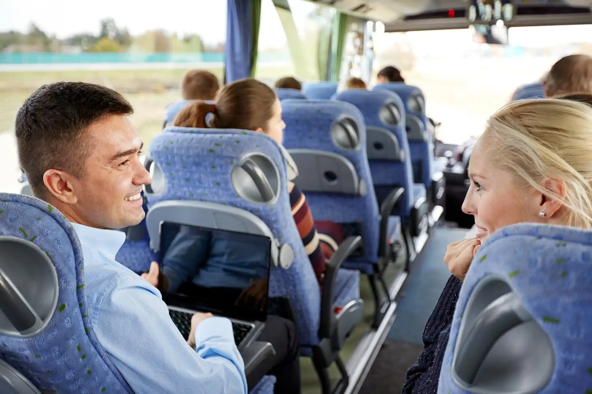 does a charter bus have wifi