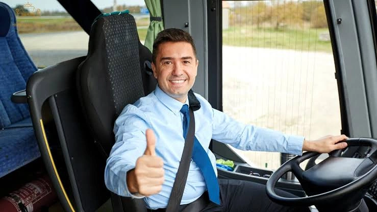 how much to tip a party bus driver